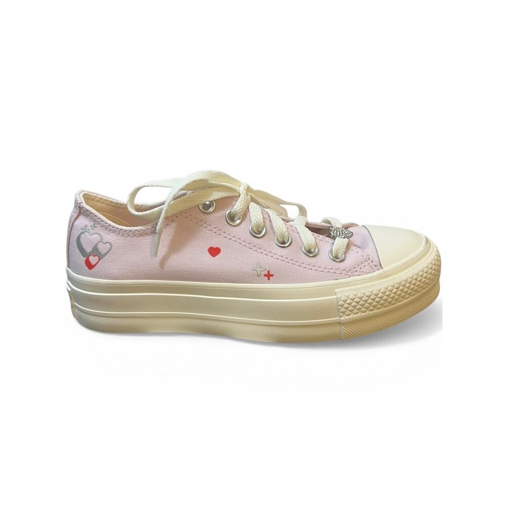 Converse Women's Chuck Taylor All Star Lift Platform Y2K Heart Sneaker Size 6.5